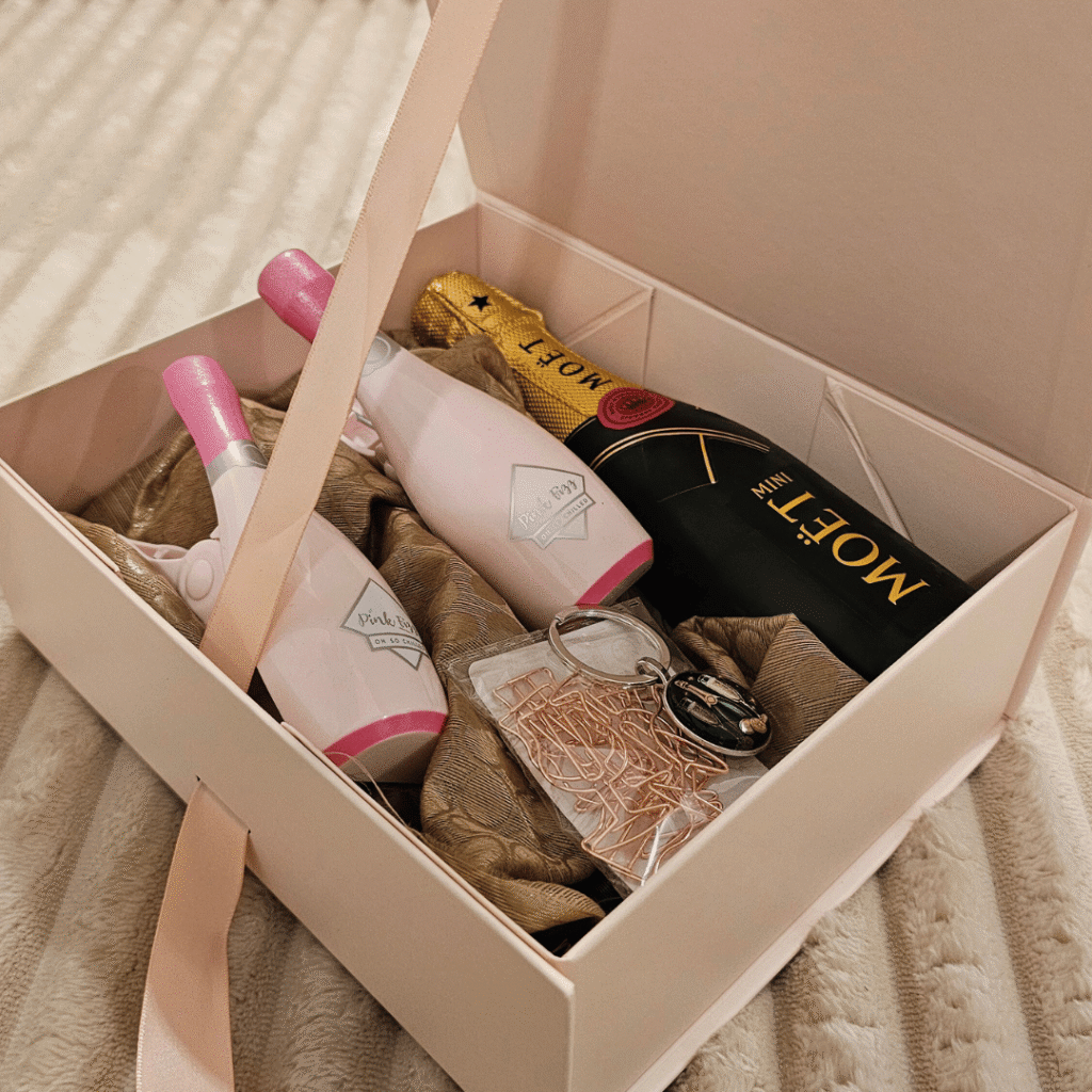 Kingitus naisele šampanja kinkepakk Mini Moet Chandon