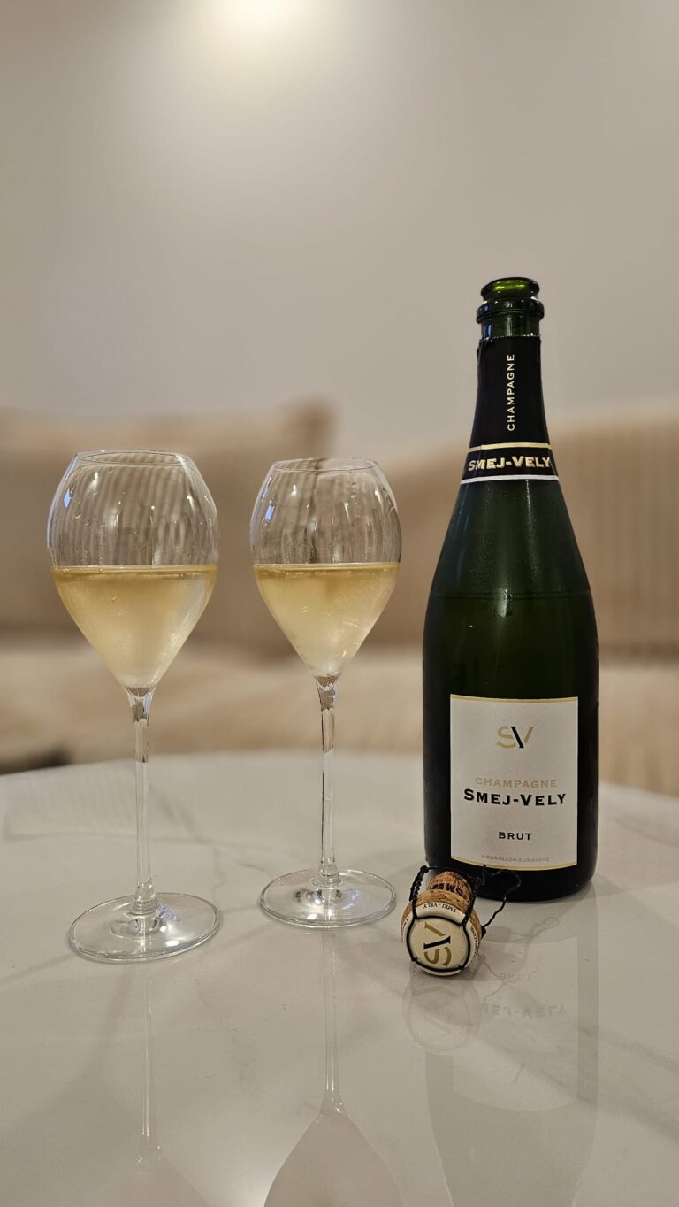 smej vely champagne